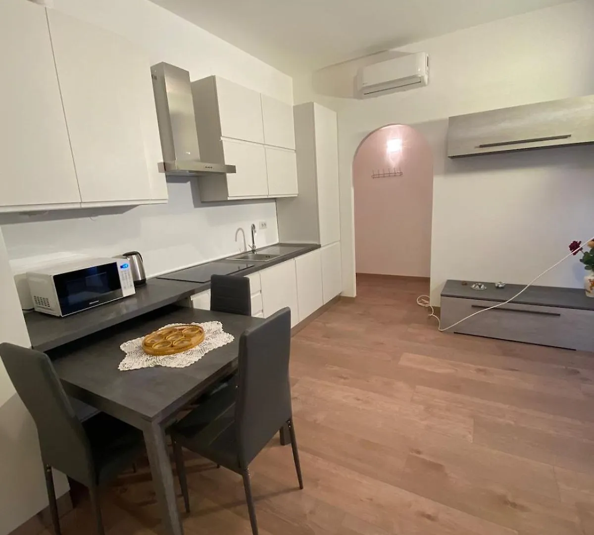 Garibaldi Island Apartment In The Heart Of Milán